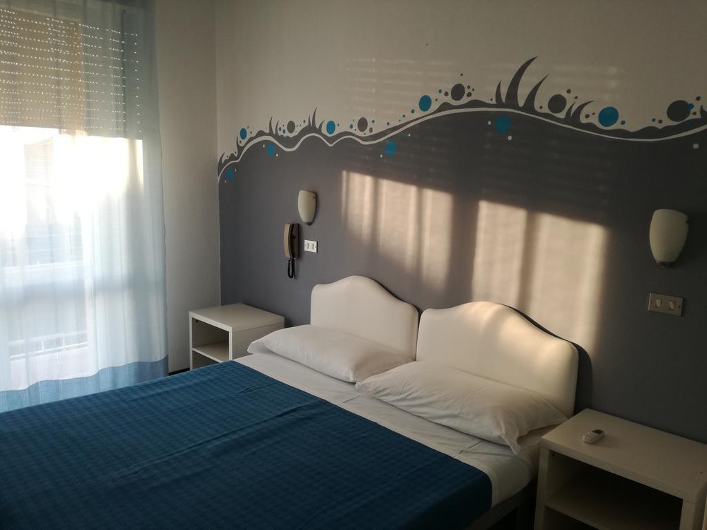 Albergo B&B Serafini Rimini Exterior photo